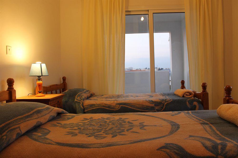 Galatia'S Court Apartment Пафос Екстериор снимка