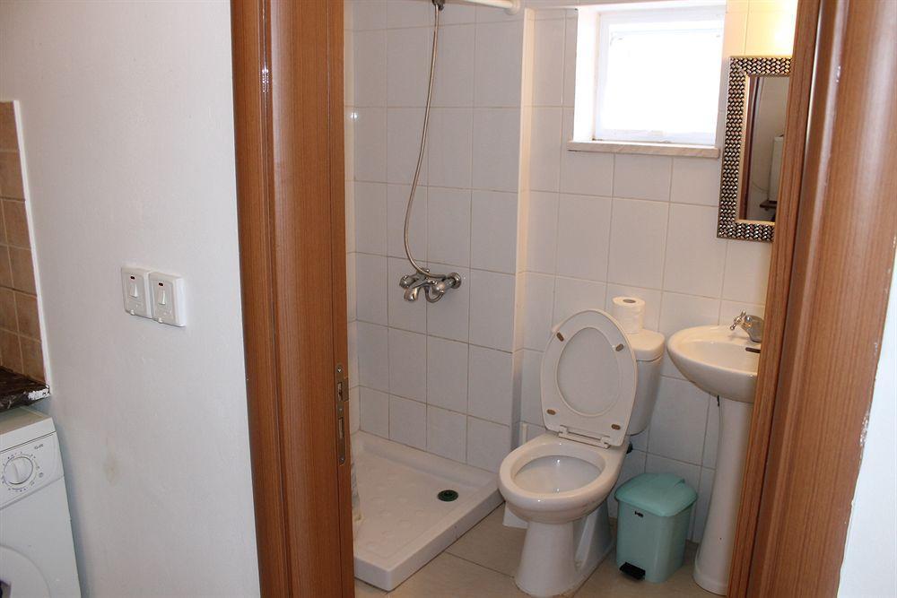 Galatia'S Court Apartment Пафос Екстериор снимка